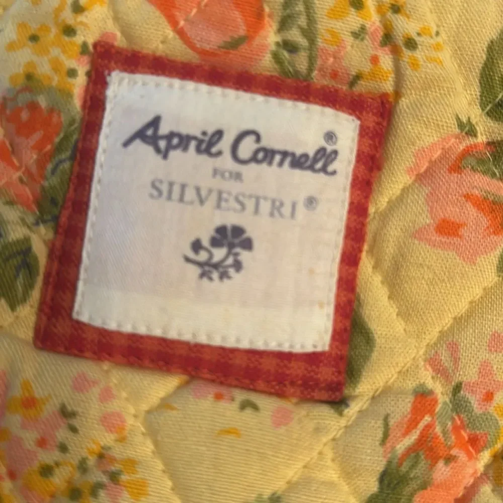 April Cornell Quilted Floral Hanging Toiletry Bag